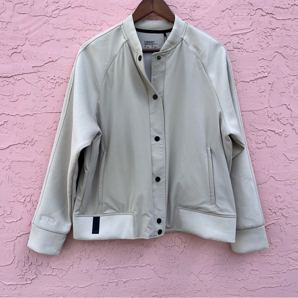 NEW UNRL Jetset Bomber Jacket Tan Size Large NWT